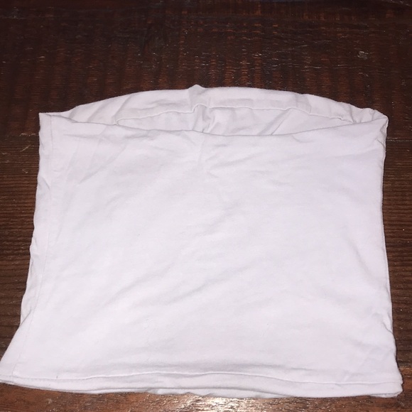 Brandy Melville strapless crop top - Picture 2 of 3